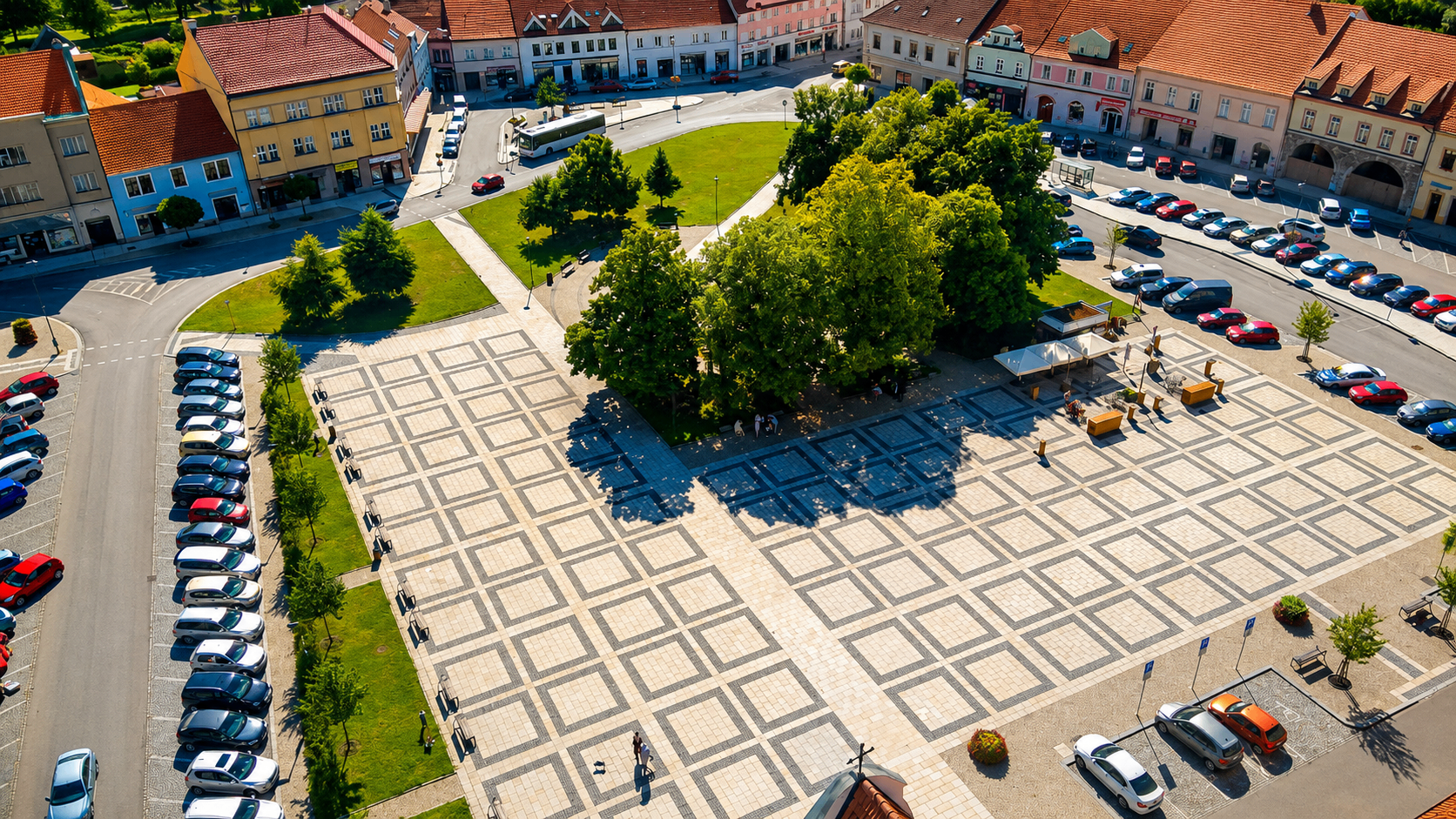 Náměstí z ptačí perspektivy — realizace KAVEX